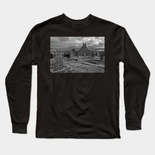 The Ruins of St John's Church, Ireland - BW Long Sleeve T-Shirt